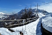 49 Angolo punto sosta alla croce del Monte Castello